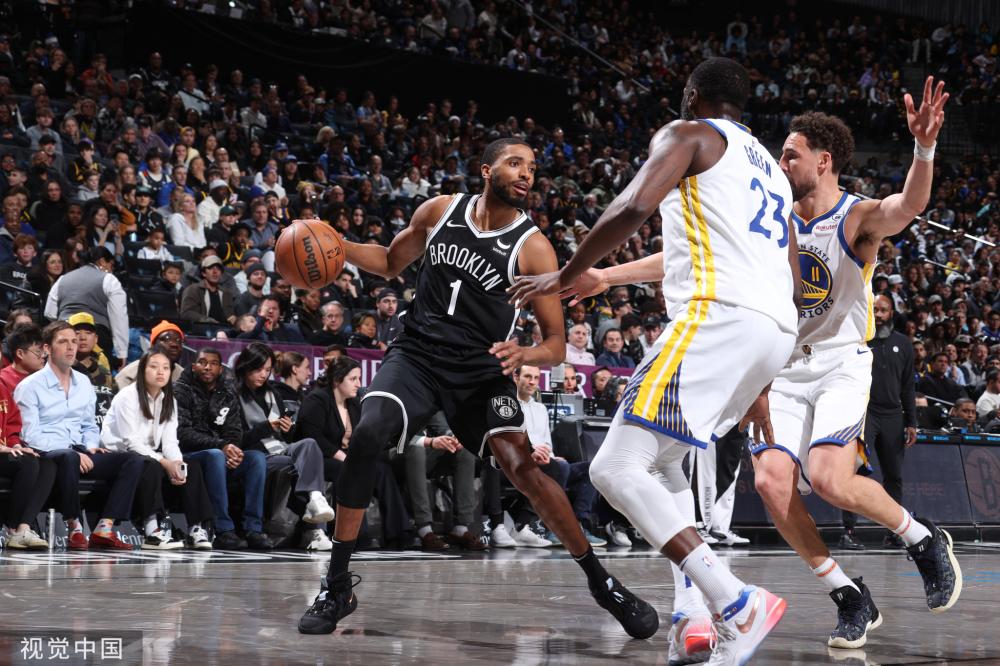 在首发阵容 在首发阵容