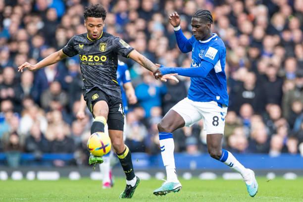 方面投入巨 方面投入巨