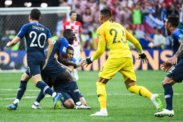 首次亮相中 首次亮相中